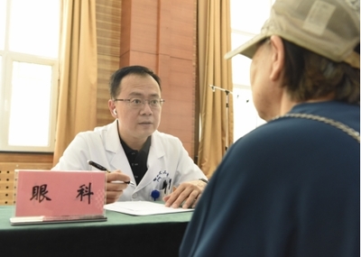 哈醫(yī)大二院健康科普專家團(tuán)隊走進(jìn)哈工大